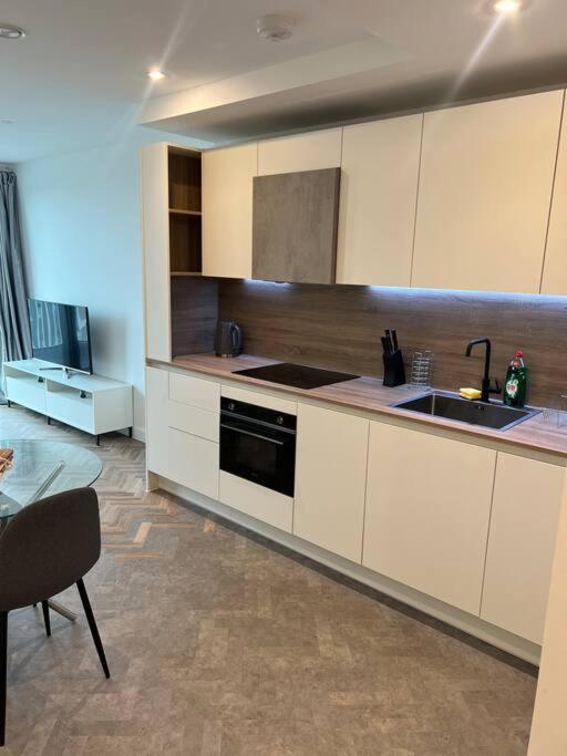 Stunning One Bedroom Apartment London Exterior photo