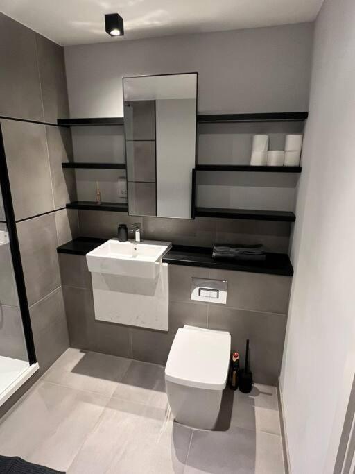 Stunning One Bedroom Apartment London Exterior photo